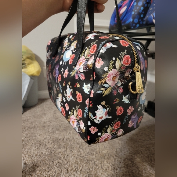 Loungefly Disney Alice In Wonderland floral duffel bag - Picture 4 of 10